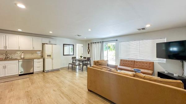 1976 Villa Santana  Mobile Home