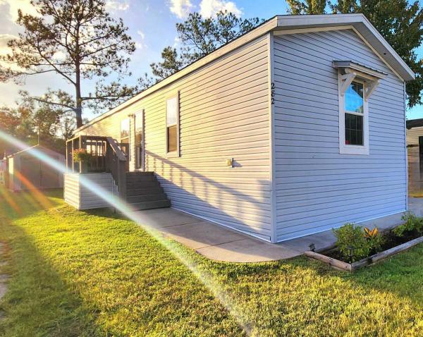 2019 CHAMPION HOMES R2683A Manufactured Home