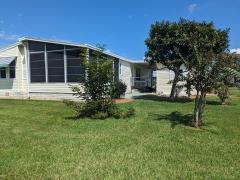 Photo 3 of 15 of home located at 251 Lynhurst Dr Auburndale, FL 33823