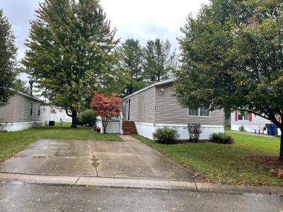 Mobile Home at 94 Community Drive Greenwood, IN 46143