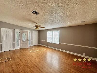 Photo 3 of 22 of home located at 44 Highland Falls Dr Ormond Beach, FL 32174