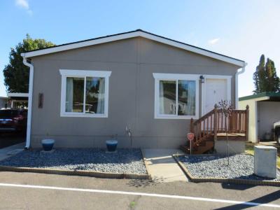 Mobile Home at 118 NE Clearwater St Salem, OR 97301