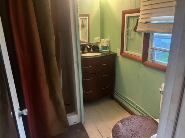 1976 Cari Manufactured Home