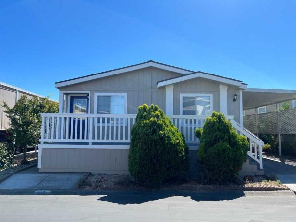 1992 Golden West GV561S1 Mobile Home