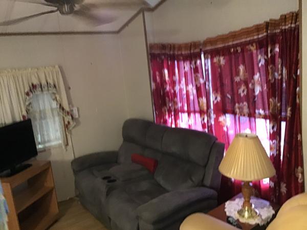 1987 Mobile Home