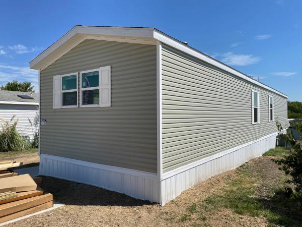 2025 Champion Home Builders, Inc. mobile Home