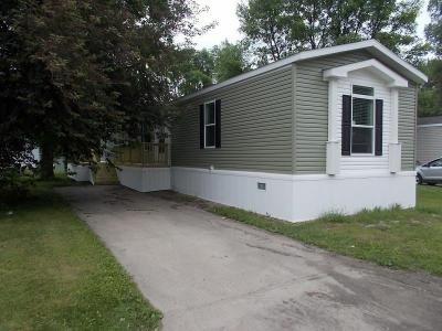 Mobile Home at 2506 Huntington Park Drive Lot 200 Grand Forks, ND 58201