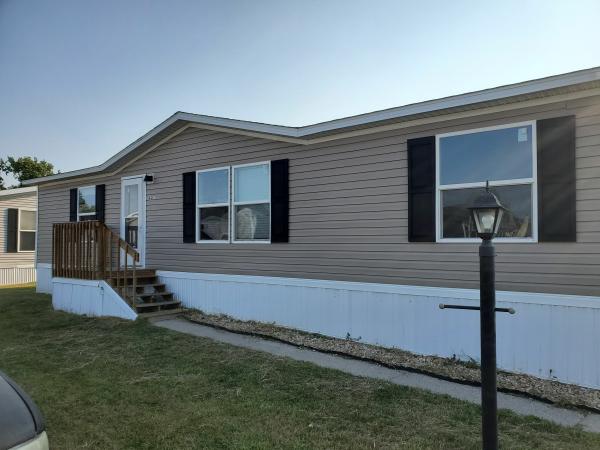 2015 Clayton Homes Inc Tru MH Mobile Home