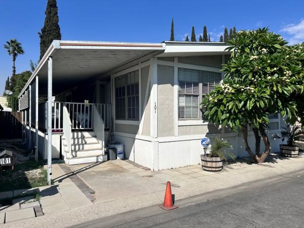 1976 GOLDENWEST Manufactured Home