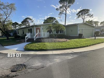 Mobile Home at 819 Via Del Sol North Fort Myers, FL 33903