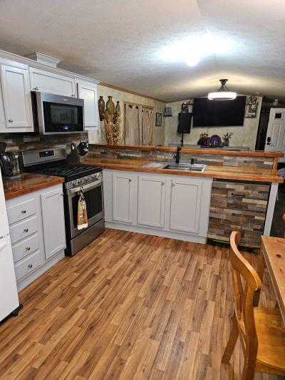 Photo 2 of 6 of home located at 3 Willow Rd Wurtsboro, NY 12790