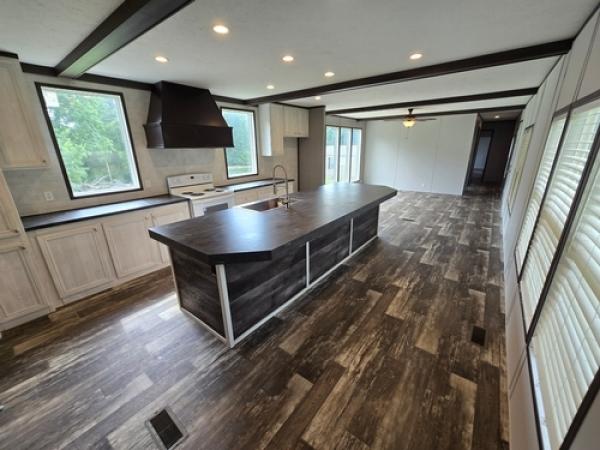 2021 SIGNATURE Manufactured Home