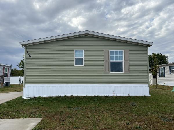 2020 Clayton 81HEH28523B Mobile Home