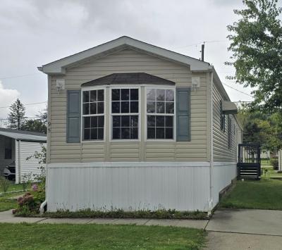 Mobile Home at 18592 Edwards Road Doylestown, OH 44230