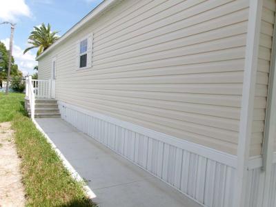 Photo 5 of 11 of home located at 7100 Ulmerton Rd Lot 416 Largo, FL 33771