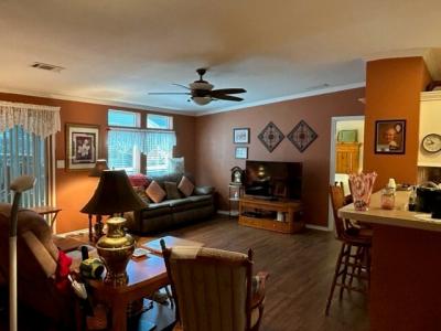 Photo 4 of 8 of home located at 9552 Front Nine Lane Dade City, FL 33525