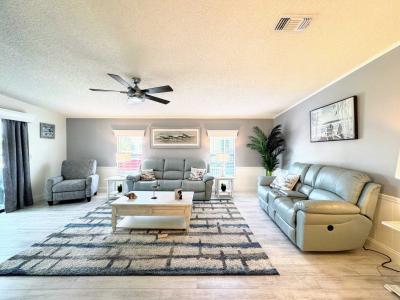 Photo 4 of 20 of home located at 833 SE Serendi[Ity Place Crystal River, FL 34429