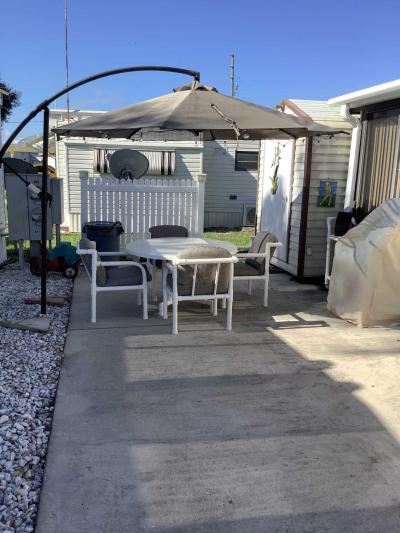 Photo 4 of 13 of home located at 37315 Silverlake Drive Lot# Q48 Avon Park, FL 33825