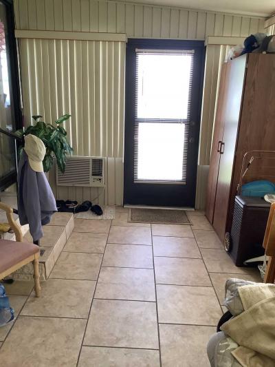 Photo 5 of 13 of home located at 37315 Silverlake Drive Lot# Q48 Avon Park, FL 33825