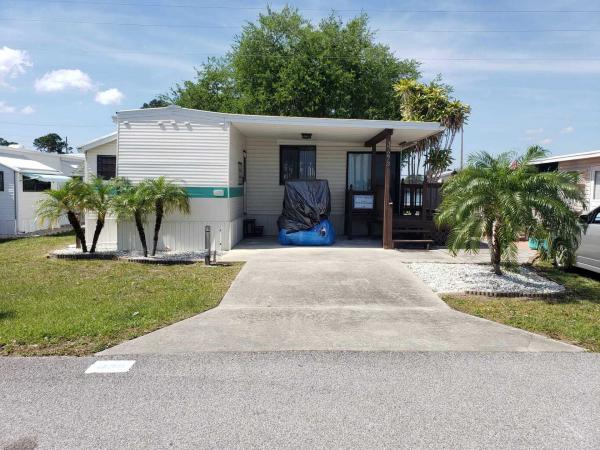 Photo 1 of 2 of home located at 37273 Allan Court Lot# Q35 Avon Park, FL 33825