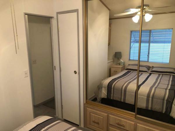 1992 Park Manufactured Home