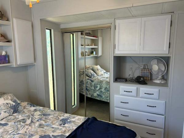 1984 Elite Manufactured Home