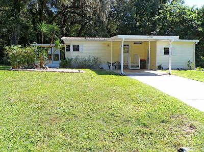 Mobile Home at 2065 NW 46th Ter Ocala, FL 34482