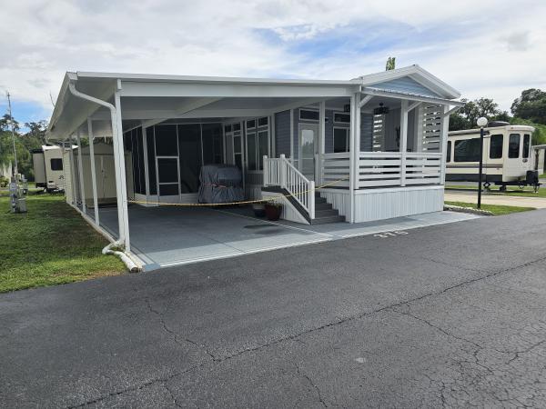 2022 Chariot PHH360FL.22-27593.A Mobile Home