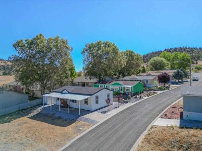 Mobile Home at 1010 Deer Creek Way #33 Yreka, CA 96097