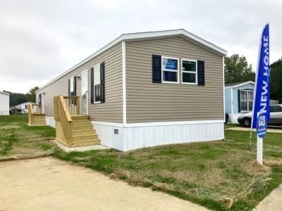 Mobile Home at 911 Oak Point Crossing Warsaw, IN 46580