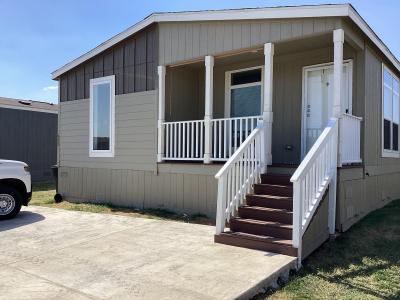 Mobile Home at 553 Bandera St. San Marcos, TX 78666