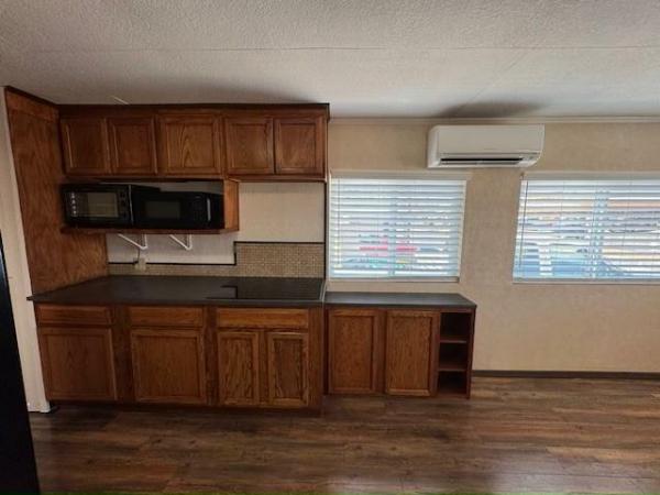 1985 Skyline Scottsdale Mobile Home