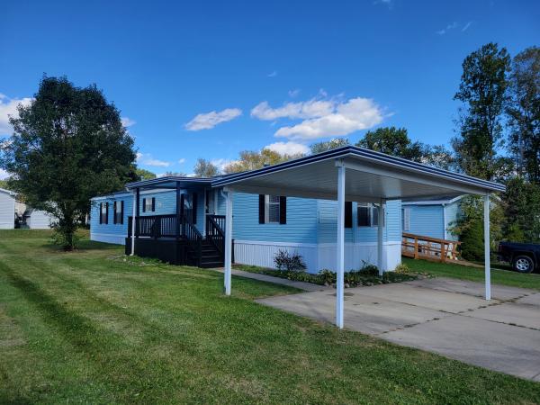 1994 FLEETWOOD Mobile Home For Sale