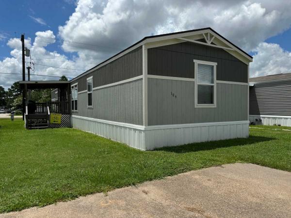 2020 Oak Creek Homes NEXUS TXR 9676 Mobile Home