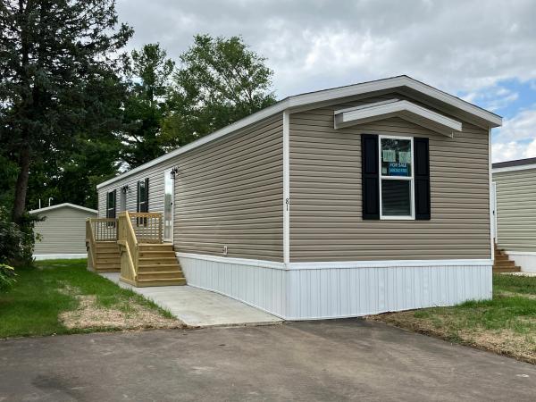 2025 Champion Home Builders, Inc. mobile Home