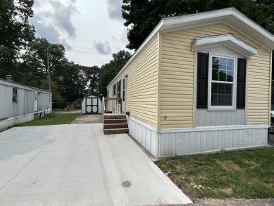 Mobile Home at 17 Westwood #17 Amherst, OH 44001