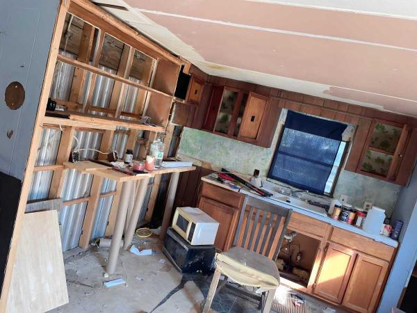 1995  Mobile Home For Sale