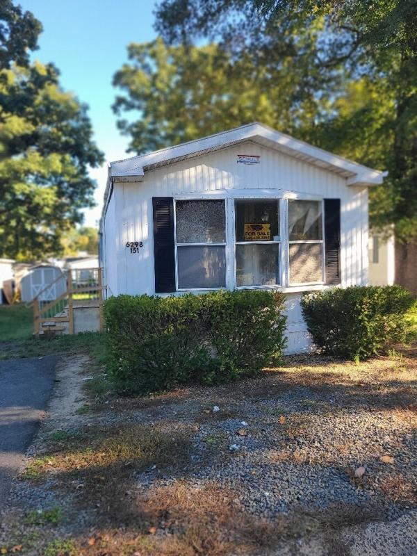 1988 Schult Manufactured Home