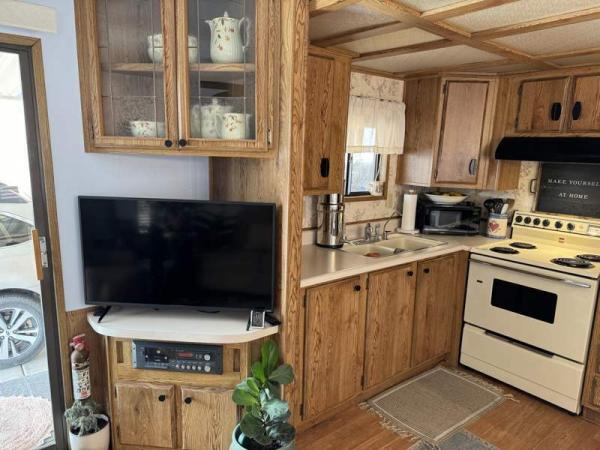 1987 Kensington Manufactured Home