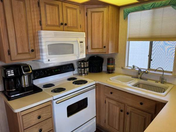 2000 Cavco Manufactured Home