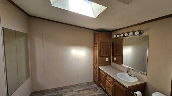 1999 Skyline Manufactured Home