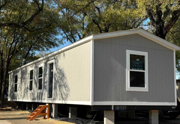 2024 Clayton 35MYO16562AH24 Mobile Home