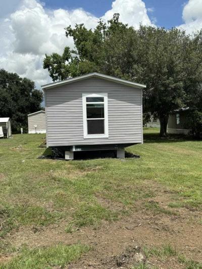 Mobile Home at 2512 Point West Drive El Campo, TX 77437