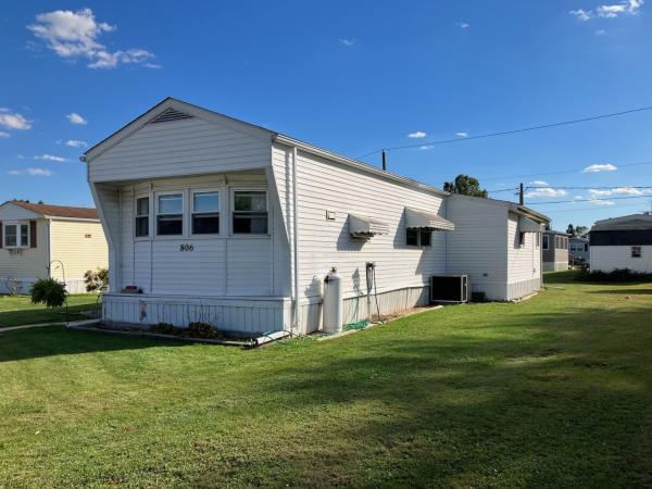 1976 WIND mobile Home