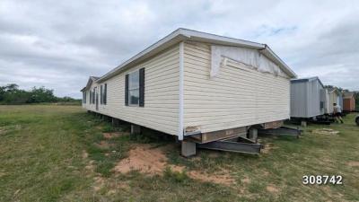 Mobile Home at Oak Creek Home Center 20305 Interstate 35 S Lytle, TX 78052