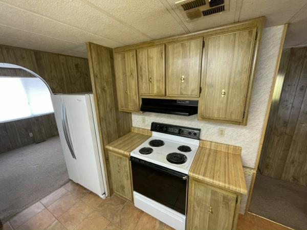 1976 United UNK Mobile Home