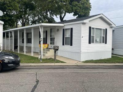 Mobile Home at 126 Terri Dr Dearborn Heights, MI 48127