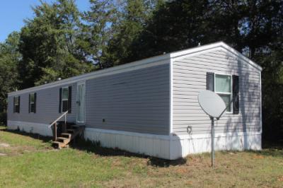 Mobile Home at 1796 County Road 193 Danville, AL 35619