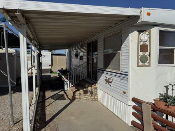 2000 Fleetwood Manufactured Home