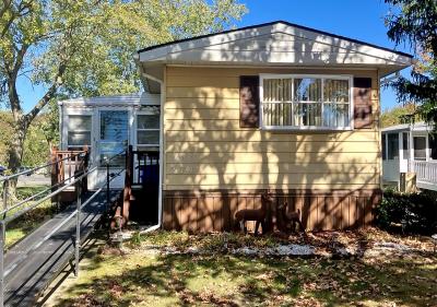 Mobile Home at 274 Pine View Way Spotswood, NJ 08884